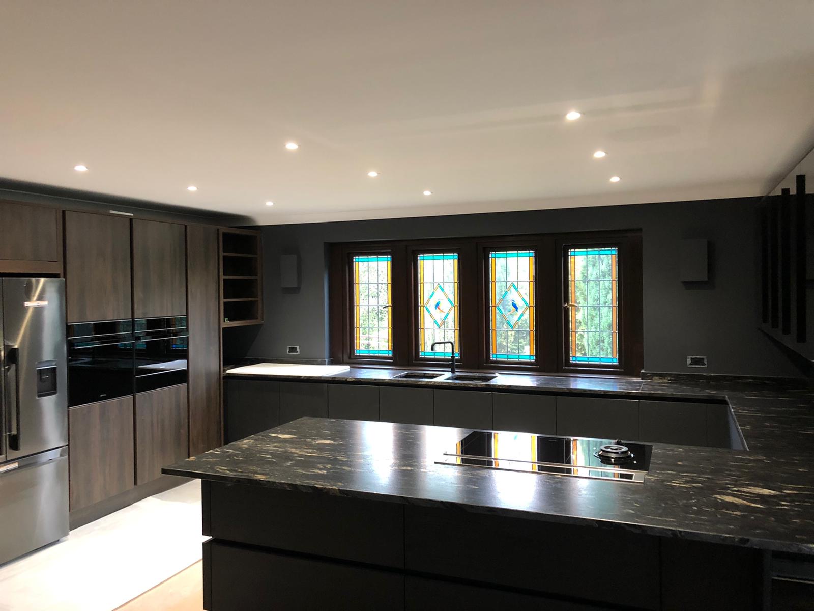 Deep & bold kitchen colours